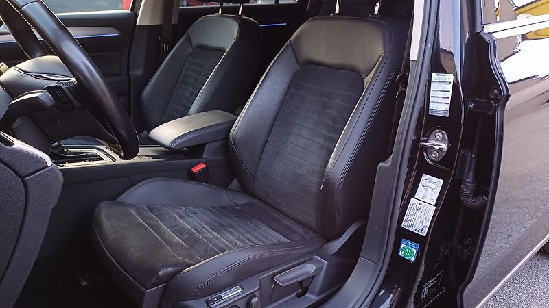 Volkswagen Passat Variant (2019) 2.0 Bi-TDI HIGHLINE - fotka 21 z 54