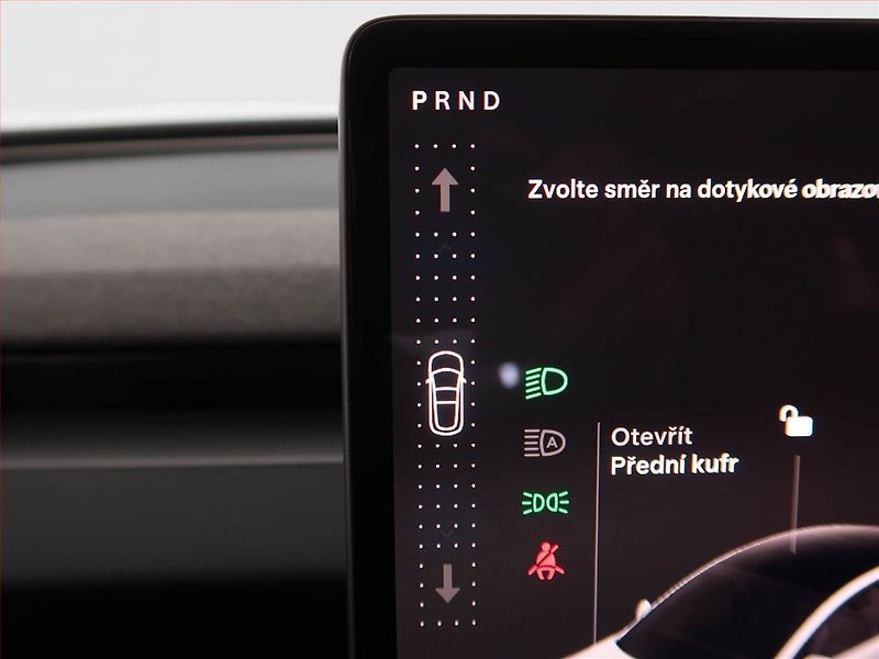 Tesla Model 3 (2024) Standard Range LFP, SoH 96% - fotka 13 z 27