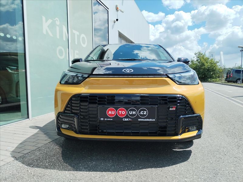 Toyota Aygo 1.5 HYBRID e-CVT  GR SPORT 116 - fotka 2 z 15