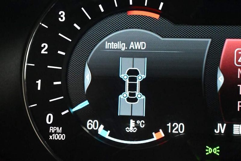 Ford S-MAX (2020) 2.0 4x4 140 KW LED ACC SONY Ta - fotka 40 z 45