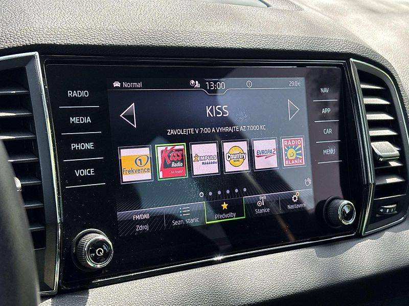 Škoda Karoq (2022) 2.0 TDI Style + - fotka 13 z 32