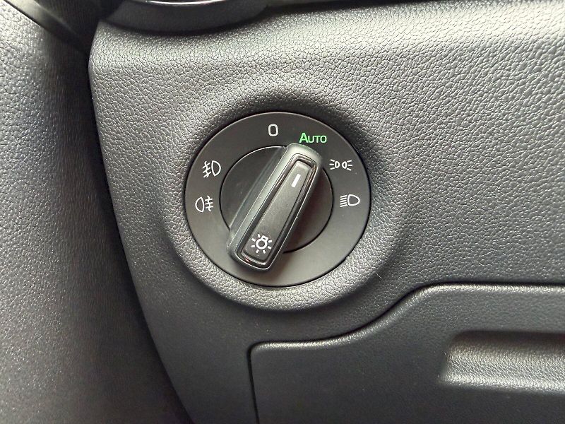 Škoda Fabia (2025) 1,0TSI 85KW DSG MONTE CARLO - fotka 16 z 37