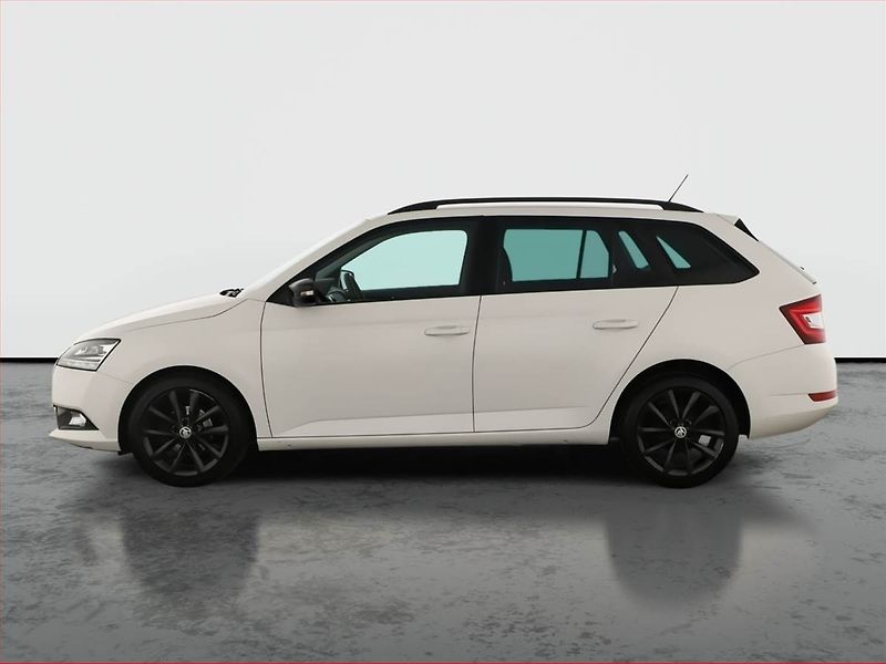 Škoda Fabia (2022) Ambition 1.0 TSI, Serv.kniha - fotka 3 z 13