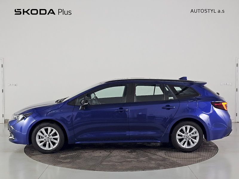 Toyota Corolla (2025) TS 1.8HEV 140k COMFORT TECH - fotka 3 z 26