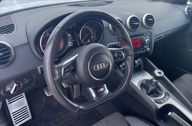 Audi TT 2,0 TFSi.S-line.155kw.ABT.serv - fotka 12 z 22