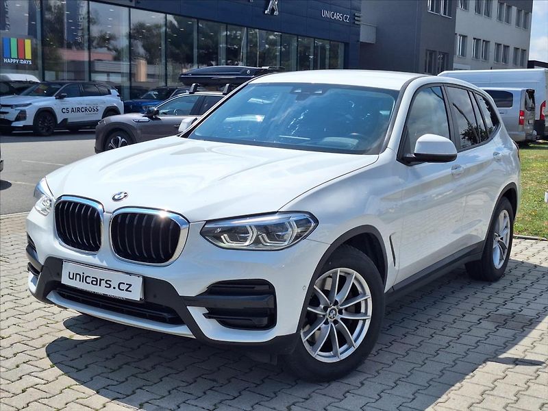 BMW X3 3,0 D  XDrive HeadUp+tažné - fotka 1 z 13