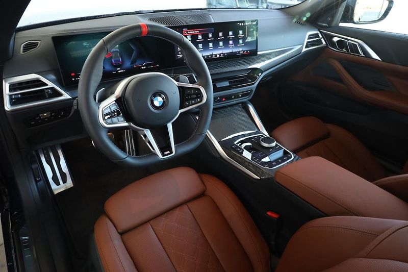 BMW Řada 4 M440i xDrive Convertible - fotka 3 z 27