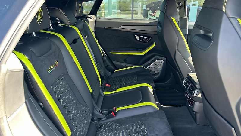 Lamborghini Urus (2021) Graphite Capsule - fotka 14 z 14