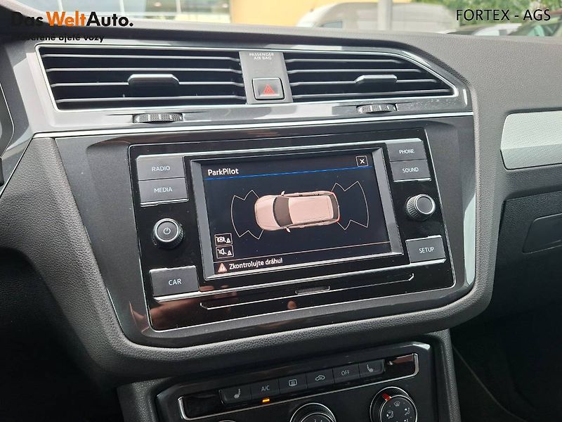 Volkswagen Tiguan (2018) 1.4 TSI,92kW,Tažné,Servis.kníž - fotka 24 z 26