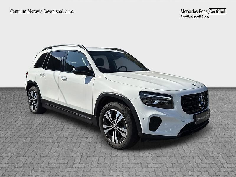 Mercedes-Benz GLB 200d 4MATIC - fotka 7 z 15
