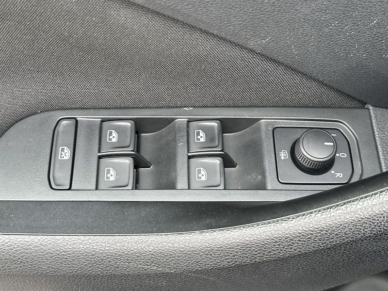 Škoda Scala (2023) 1.0 TSI DSG Ambition - fotka 11 z 31