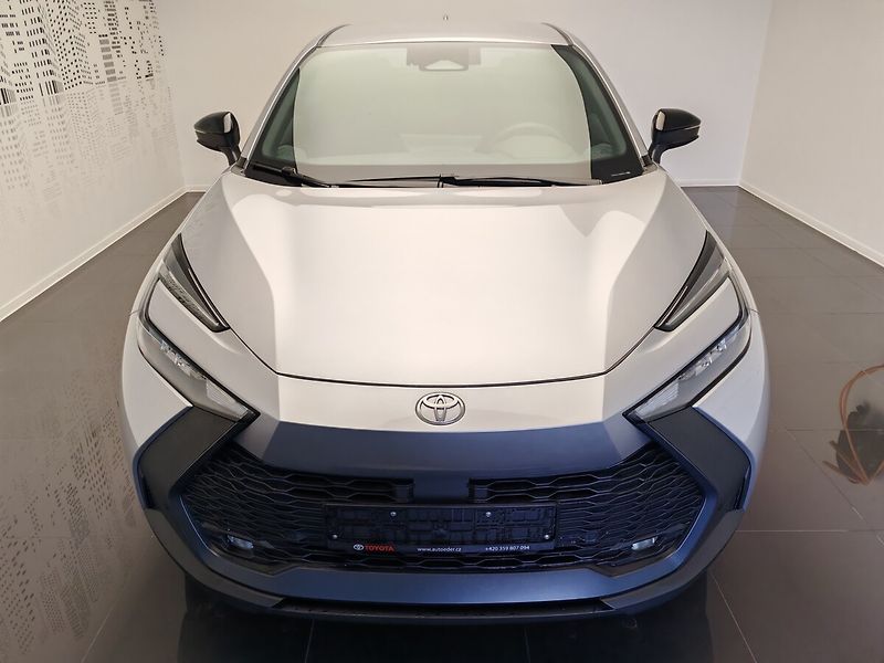 Toyota C-HR - fotka 2 z 41