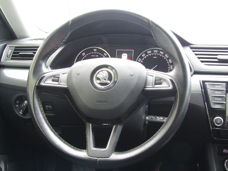 Škoda Superb (2017) 1.6 TDI 88kW - fotka 16 z 40