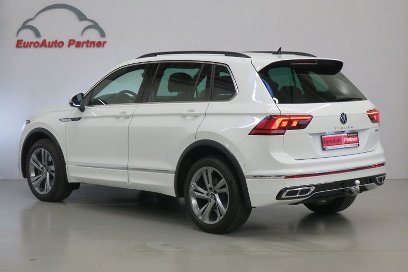 Volkswagen Tiguan (2022) R-line 2,0TDI 147 KW 4M DSG - fotka 4 z 49