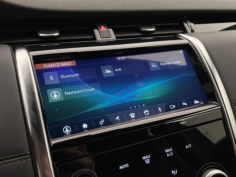 Land Rover Discovery Sport D150 S AWD AUT CZ - fotka 37 z 41