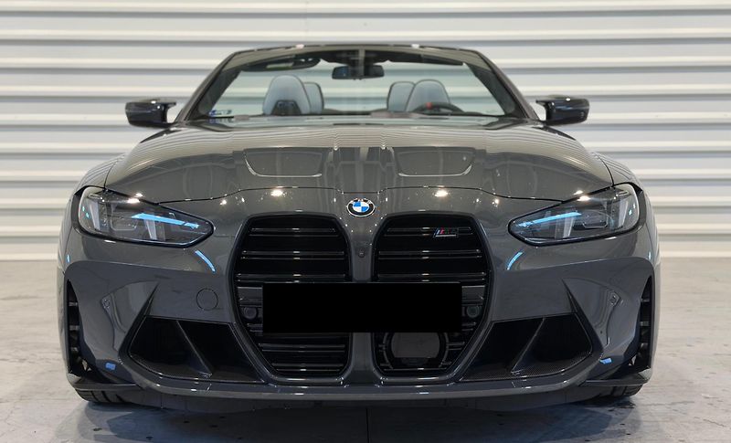 BMW M4 (2026) Competition Cabrio xDrive H&K - fotka 14 z 15