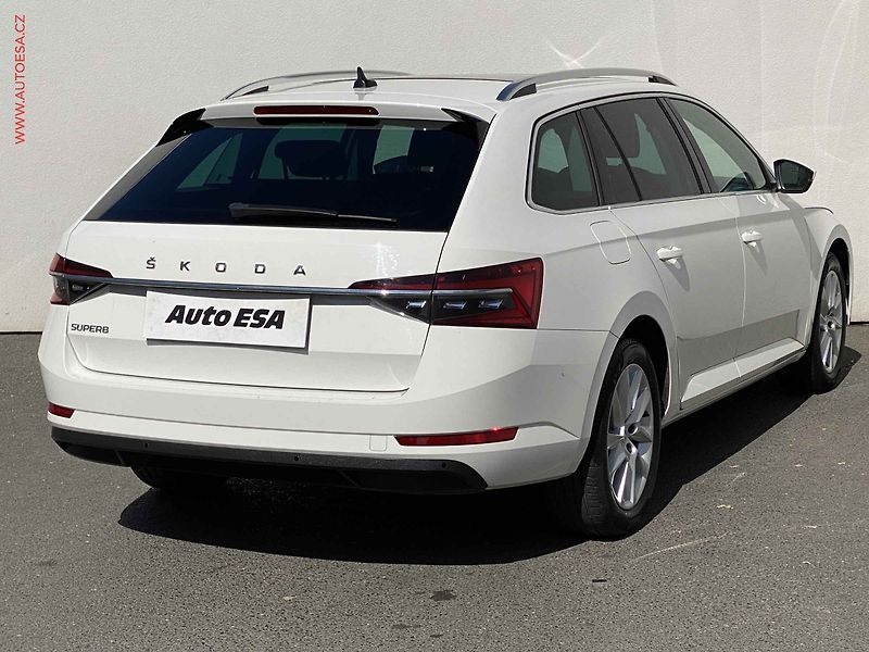 Škoda Superb (2019) 1.5 TSi, Style, LED, panor - fotka 4 z 20