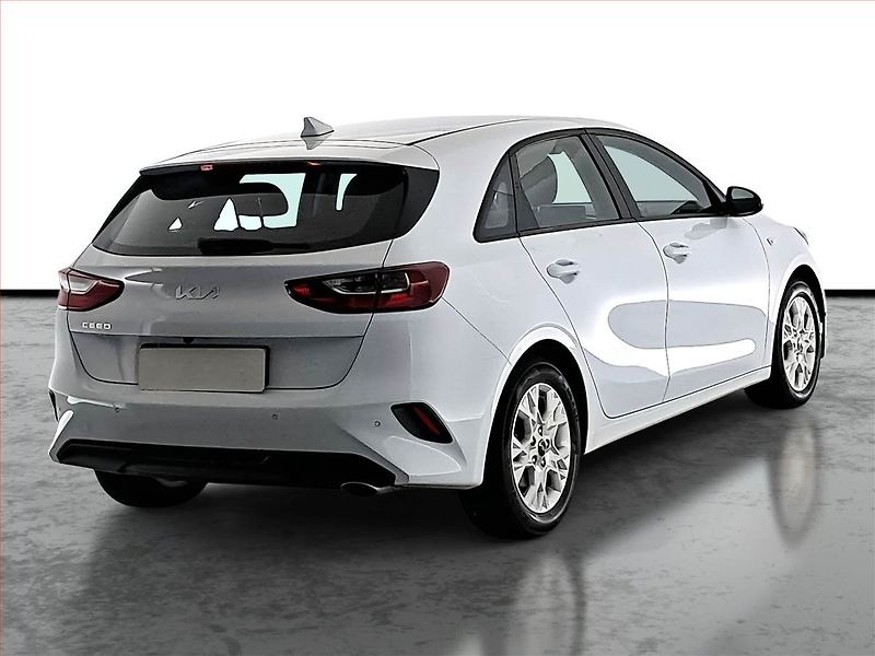 Kia Ceed (2022) 1.5 T-GDI, Serv.kniha - fotka 5 z 16