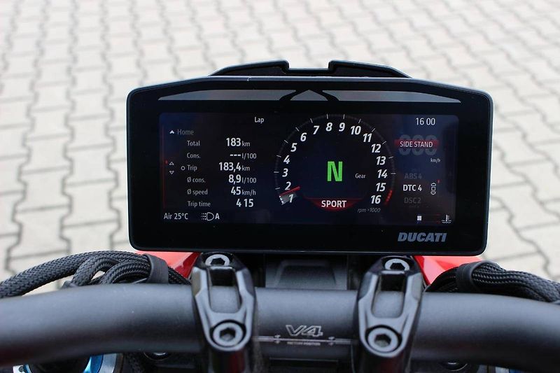 Ducati Streetfighter V4 S (2025) 2025 200KM AKCE ZIMA - fotka 9 z 12