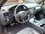 Volkswagen Touareg (2014) 4.2TDi V8 250KW*R-LINE*PANORAM - náhled 13