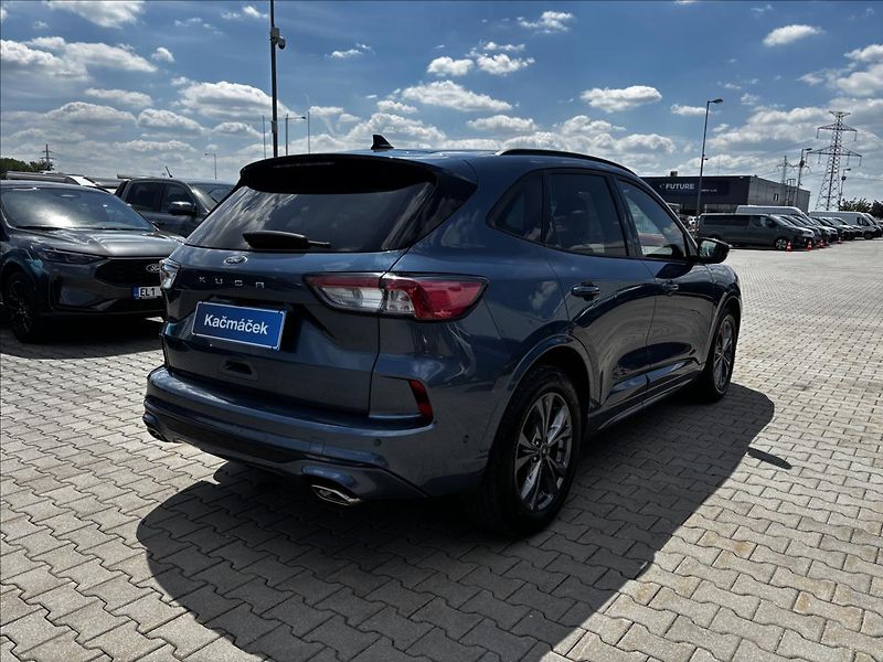 Ford Kuga 1,5 EcoBoost 110kW ST-Line - fotka 5 z 34
