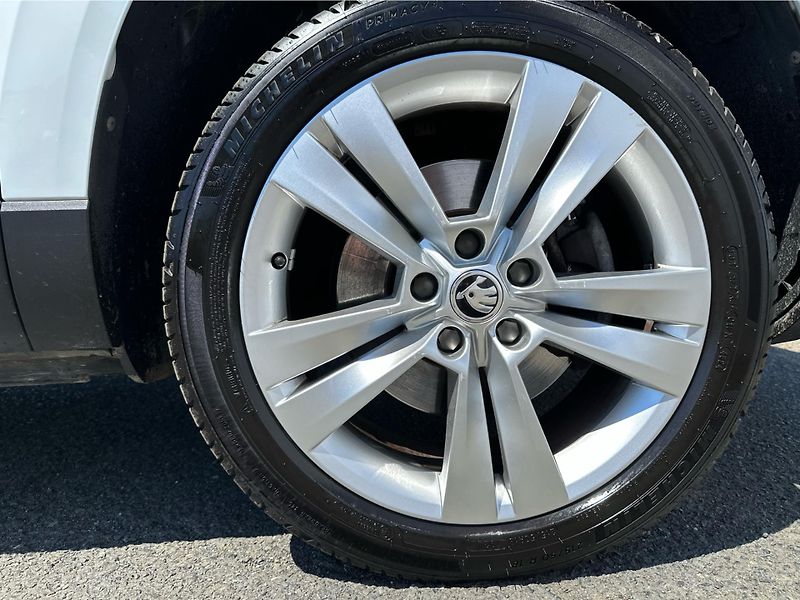 Škoda Karoq 1.5 TSI Style 110kW Manuální - fotka 24 z 26