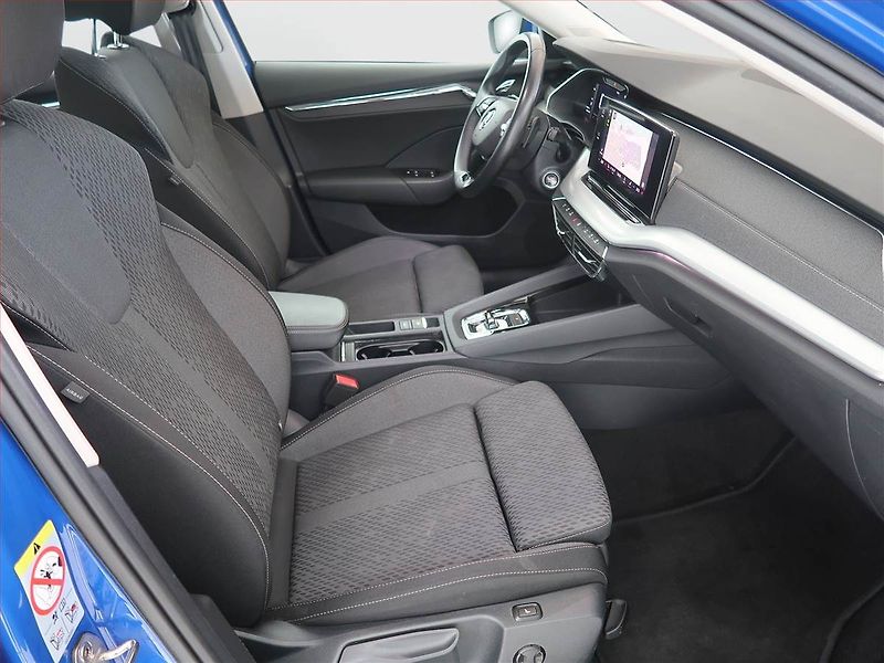Škoda Octavia (2023) Style 2.0 TSI, 4X4, Automat - fotka 9 z 22