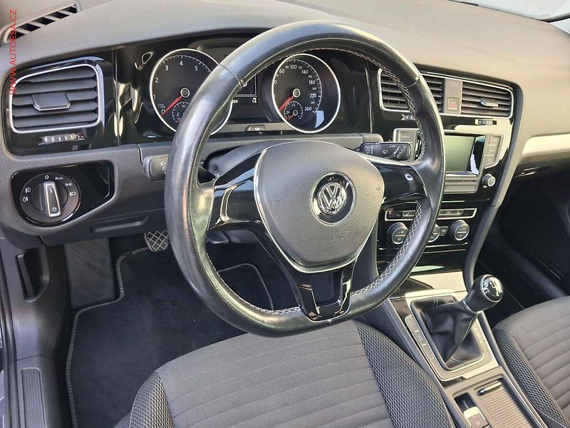 Volkswagen Golf (2014) 1.2 TSi, CUP, nez.topení - fotka 11 z 15