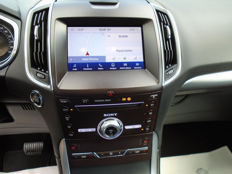 Ford Galaxy 2.0EcoBlue 140kW 8AT Titanium - fotka 24 z 48