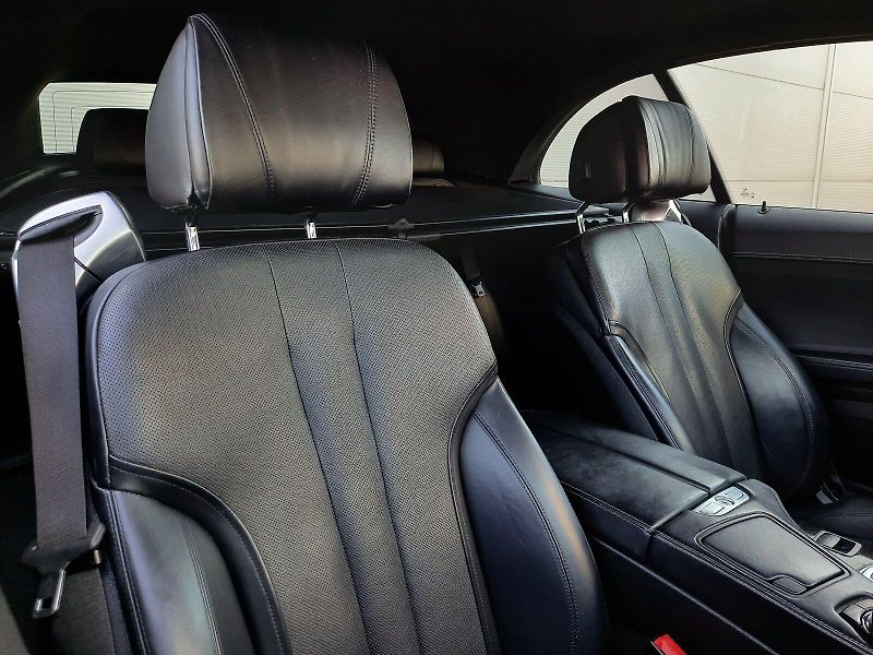BMW Řada 6 (2014) 650i xDrive - fotka 17 z 17