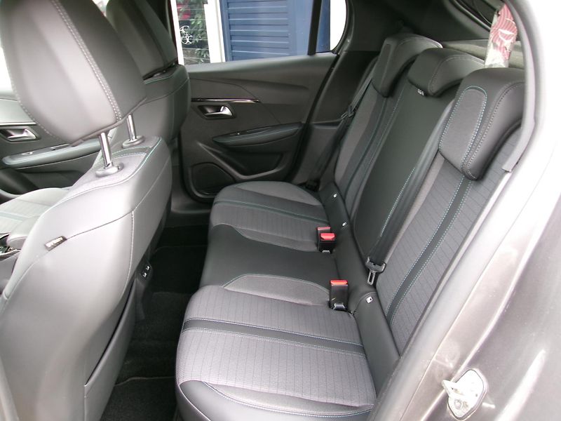 Peugeot 208 Allure 8st.aut - fotka 12 z 23