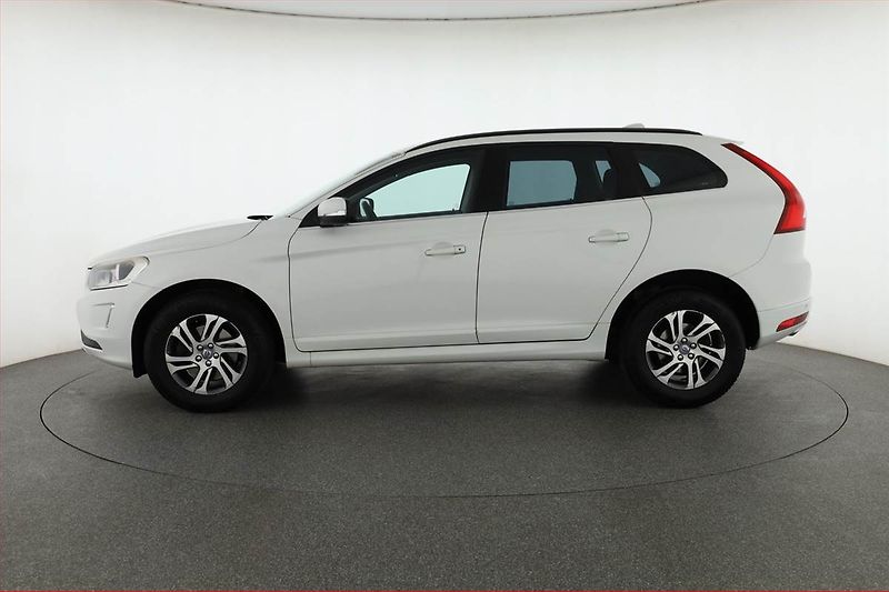 Volvo XC60 (2015) D3, Serv.kniha, Kůže, Navi - fotka 3 z 18