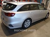 Kia Ceed (2023) 1.5 T-GDI, 1.maj,ČR, servis - náhled 1