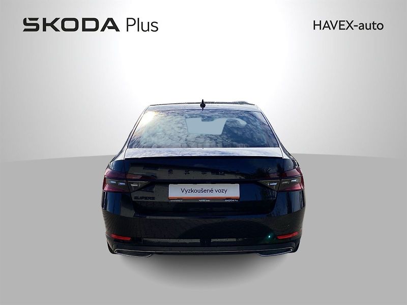 Škoda Superb (2022) 2.0 TDI 4x4 DSG Sportline - fotka 35 z 35