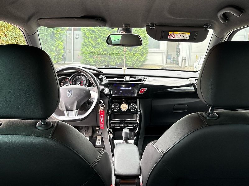 DS Automobiles DS3 (2018) Performance Line Sport EAT6 - fotka 23 z 46