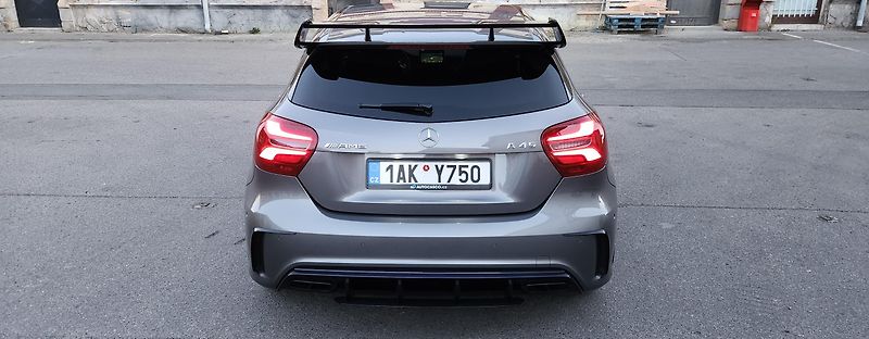 Mercedes-Benz Třídy A (2015) 45*AMG*4M*NIGHT*KŘIDLO*440PS - fotka 7 z 50