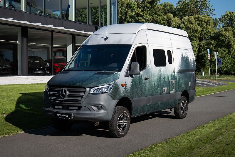 Mercedes-Benz Sprinter HYMER Grand Canyon S 4x4 - fotka 1 z 27