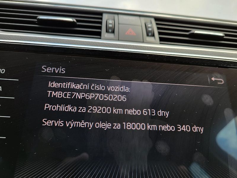 Škoda Superb 2.0 TSI 206kW DSG 4x4 STYLE+ - fotka 48 z 50