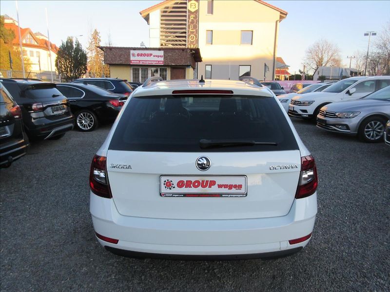 Škoda Octavia 1,5 TSI Led Edice Clever - fotka 5 z 16
