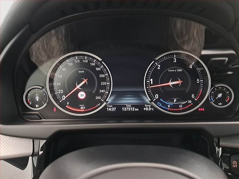 BMW X6 (2018) xDrive30d - fotka 11 z 24