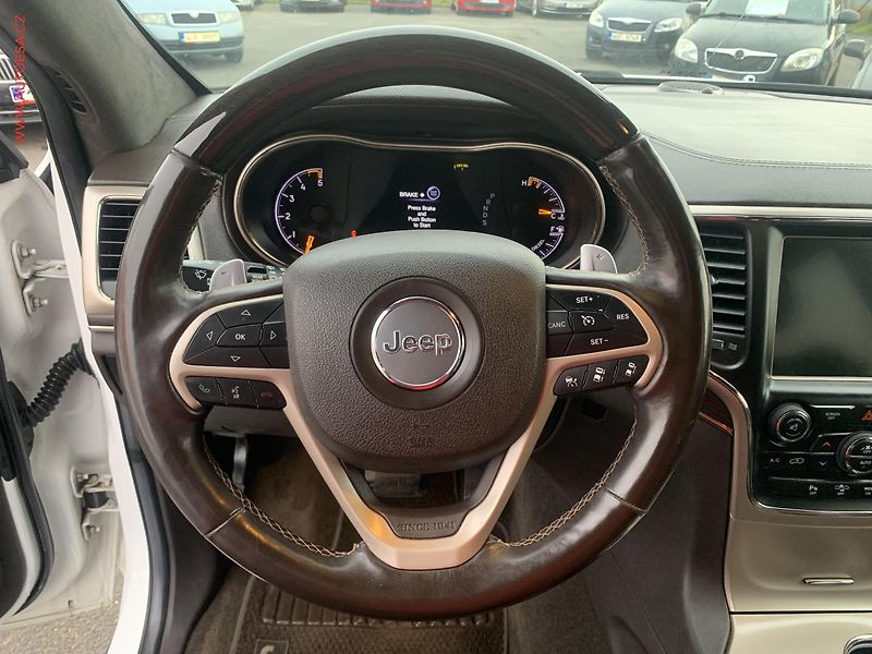 Jeep Grand Cherokee (2013) 3.0 CRD 4x4, AT, navi, kamera - fotka 13 z 21