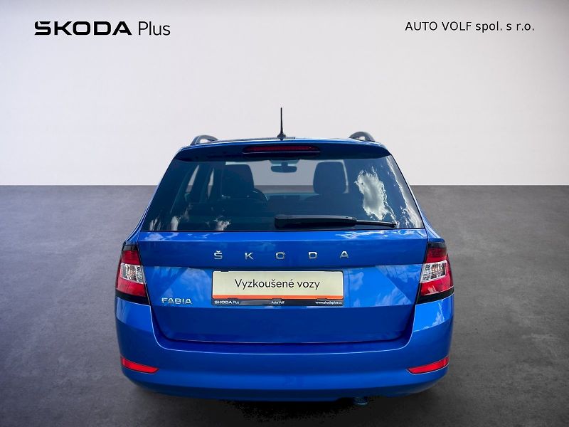 Škoda Fabia (2022) kombi Ambition 1.0 TSI 70 kW 5 - fotka 8 z 28