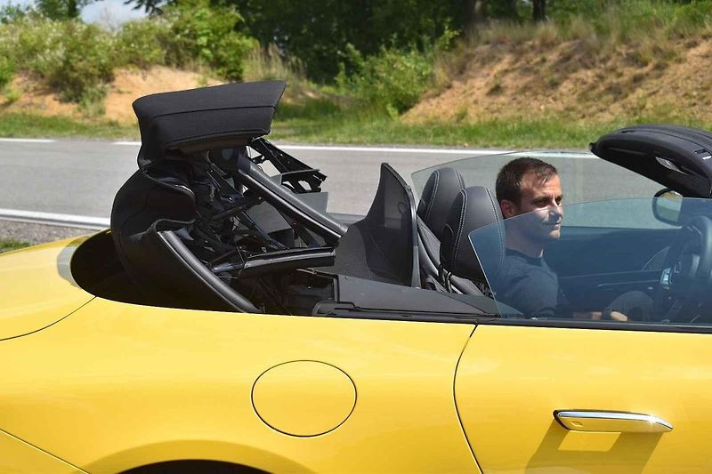 AMG SL je dnes poměrně univerzálním autem
