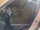 Volkswagen Golf (2017) 1.4 TSi, 1.maj,ČR, masáž - náhled 2