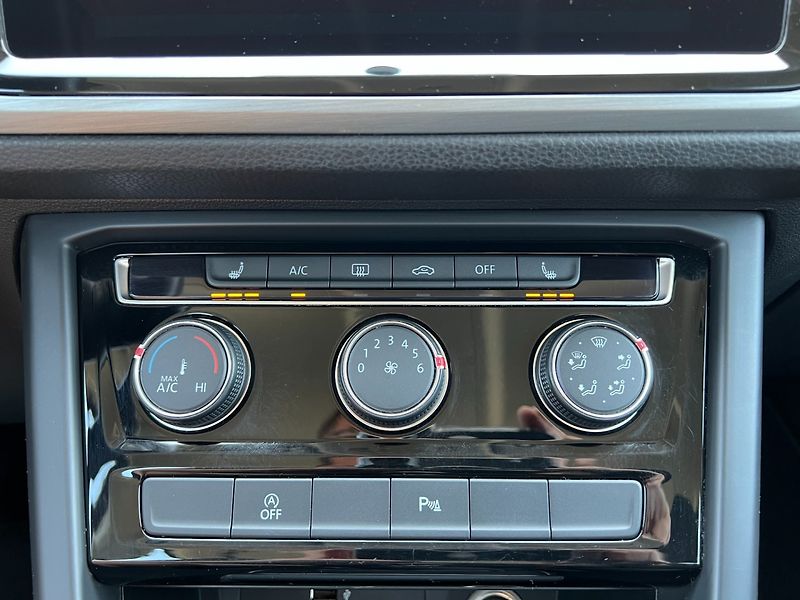 Volkswagen Touran (2019) 1.6TDi COMFORTLINE 7-míst - fotka 16 z 37