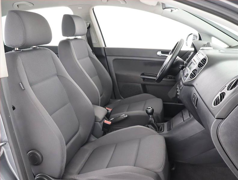 Volkswagen Golf Plus (2006) Comfortline 1.9 TDI, po STK - fotka 9 z 15