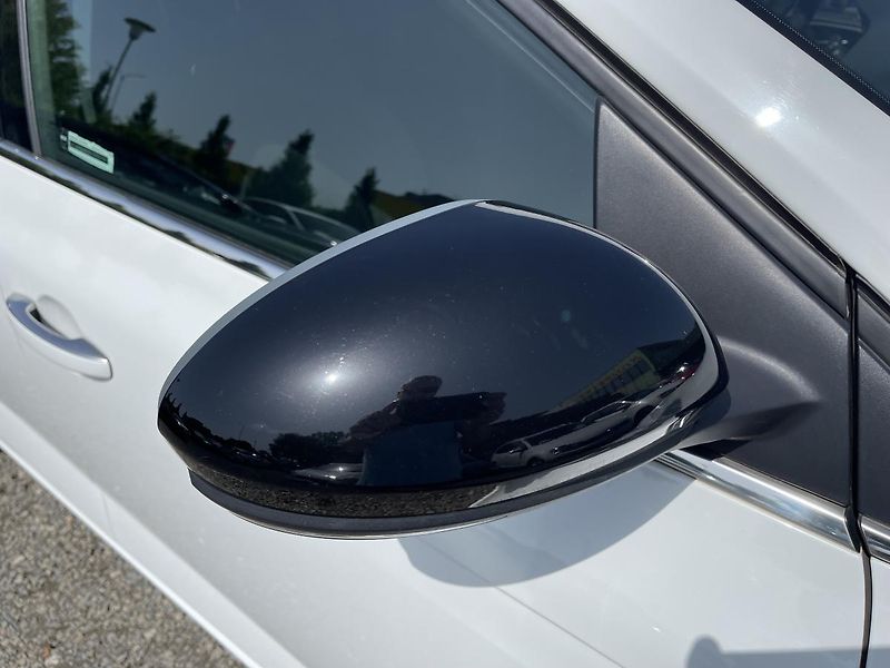Renault Mégane 1.5 DCi 85 kW LIMITED-DPH-ČR ! - fotka 5 z 38