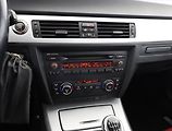 BMW Řada 3 (2008) 320 i, Xenony, Tempomat - náhled 10