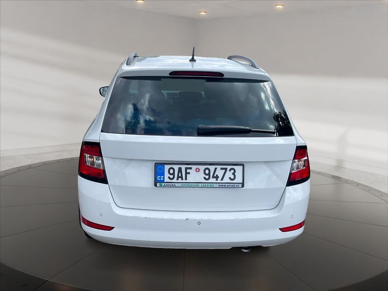Škoda Fabia 1,0 TSI 70 Ambition - fotka 5 z 11