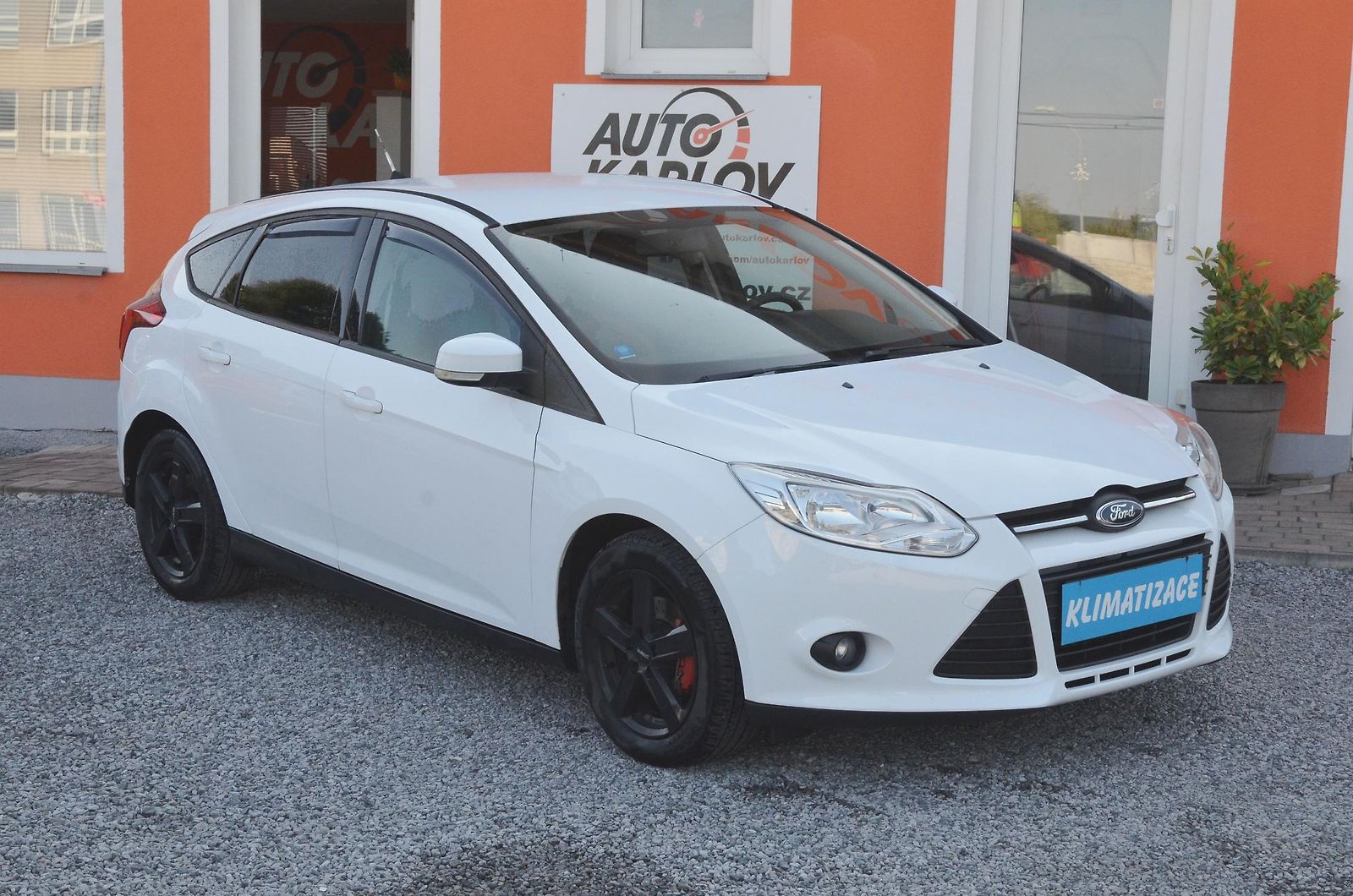 Ford Focus 1.6i 92kW / 2x kola / TAŽNÉ